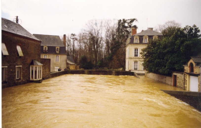 OUDON CRAON -Vieux Pont - Déc.1999